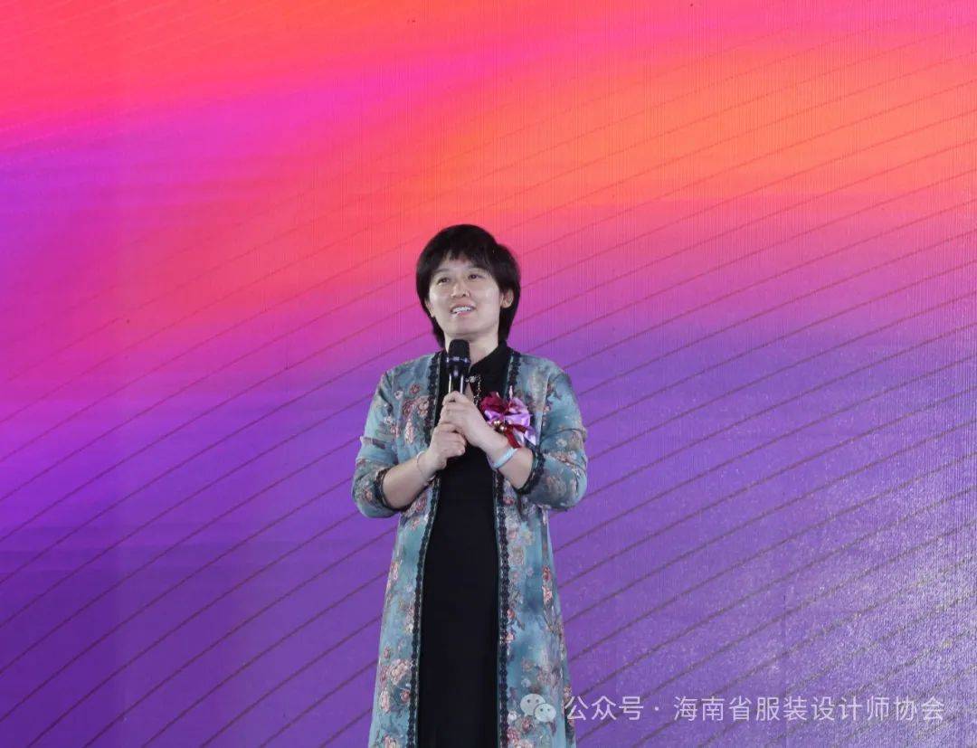 揭曉 | 2024第十六屆“三亞的冬天-融.境”服裝設(shè)計(jì)大賽決賽揭曉:服裝設(shè)計(jì)
